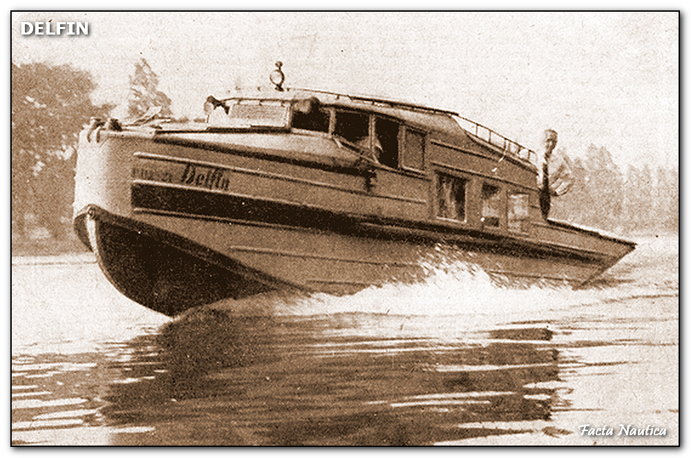 River motor boat DELFIN. Flying boat Saunders Roe