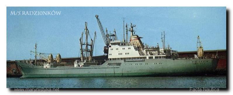 Uniwersalny drobnicowiec typu B-432 m/s RADZIONKÓW - Polskie Linie Oceaniczne. Zwodowany w 1972.